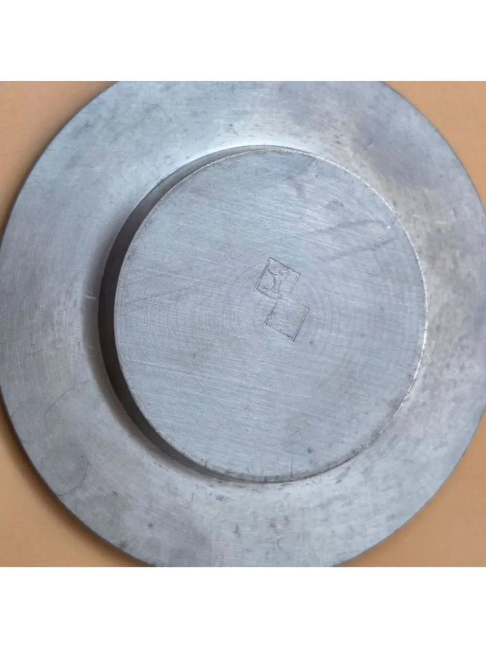 Grenningloh German Pewter Hunting Plates Waidmannsheil Rifles Set of 2